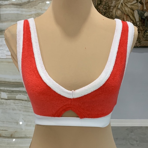 NWT Zara Terry Cloth Red & White‎ 70’s Inspired Crop Top Cut Out V-Neck Size S - Picture 3 of 9